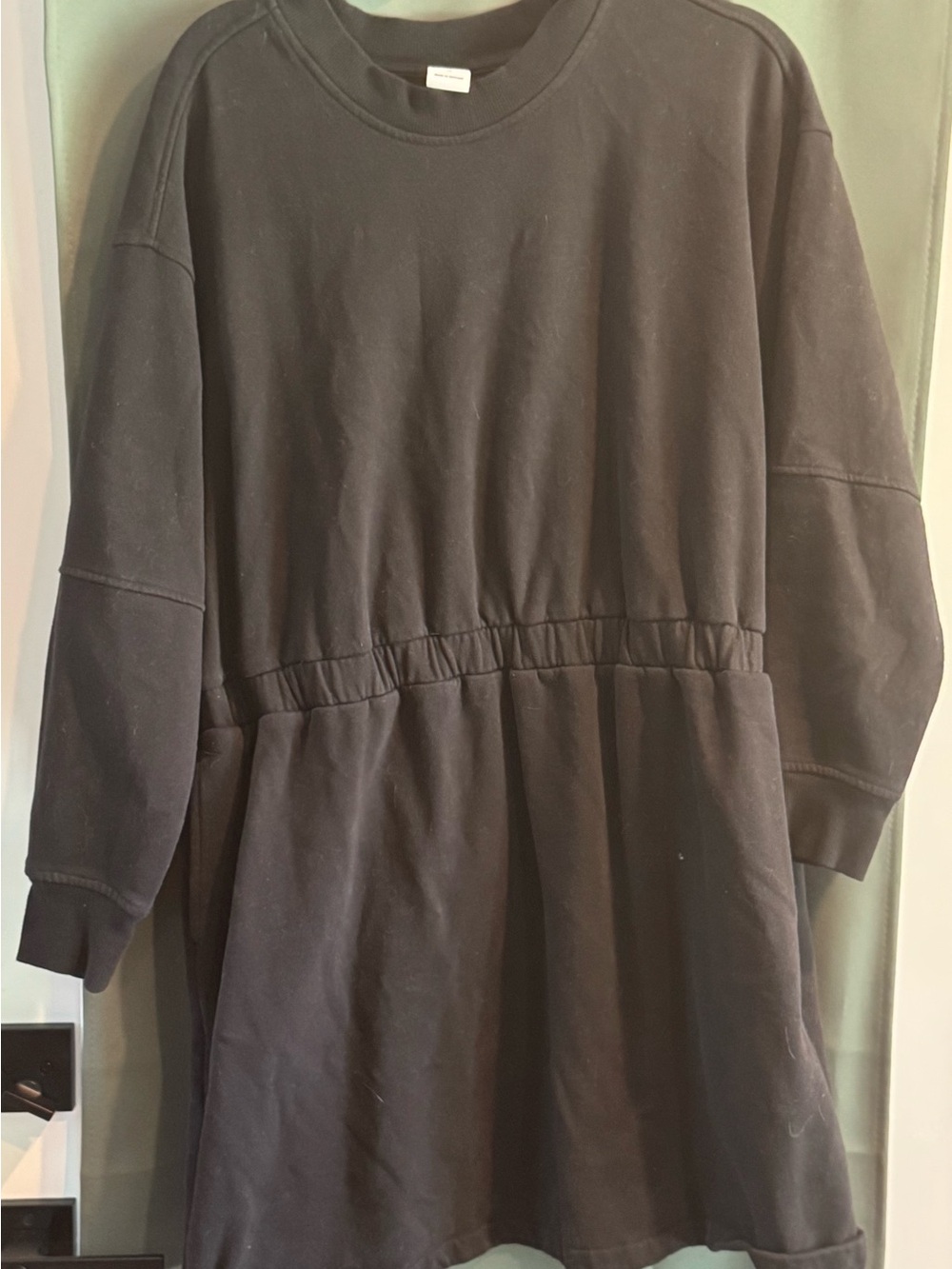 Amazon Essentials Black Oversized Crewneck Sweatshirt Dress with Elastic Waist